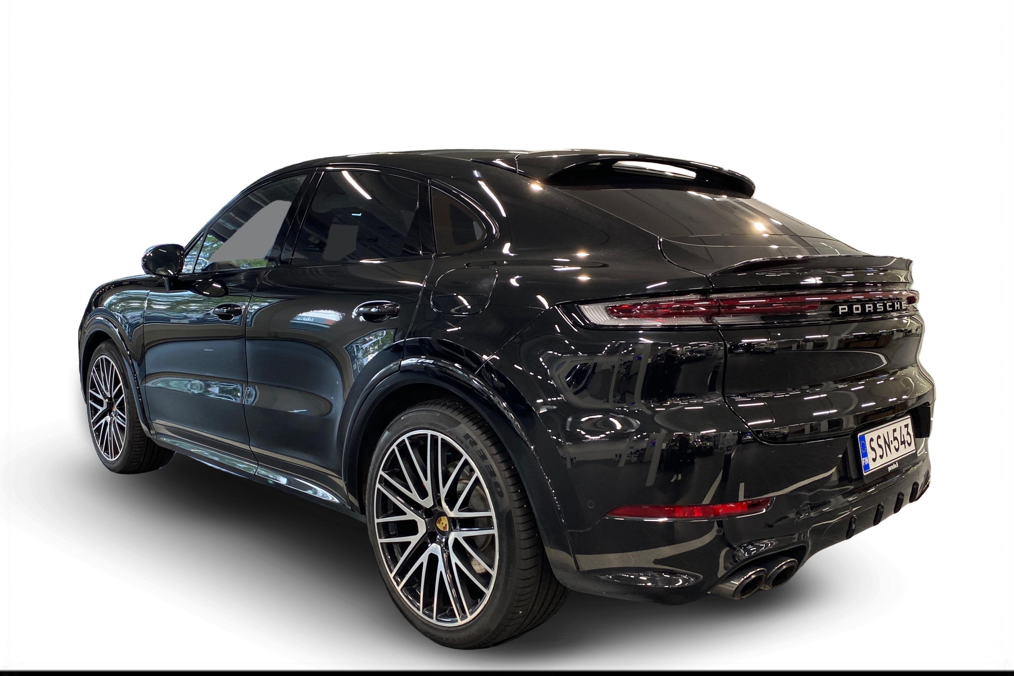 Porsche Cayenne Turbo E-Hybrid Coupé 2024, kuva 2/25