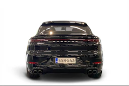 musta Porsche Cayenne 2024 kuva 3.