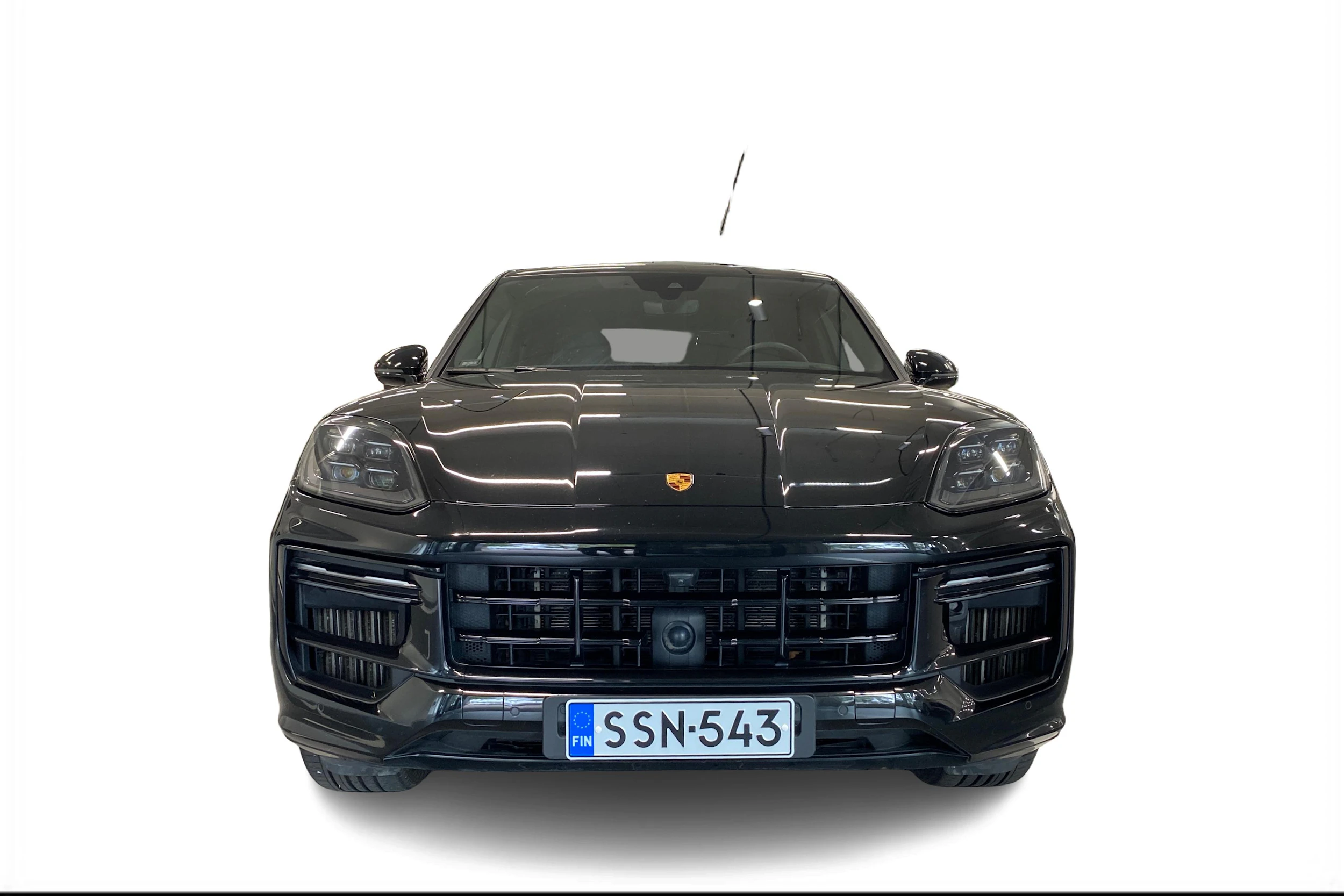 musta Porsche Cayenne 2024 kuva 4.