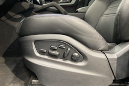 met. harmaa Porsche Cayenne 2024 kuva 10.