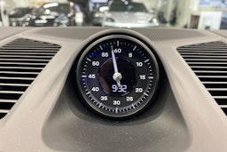 met. harmaa Porsche Cayenne 2024 kuva 15.