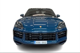 Sininen Porsche Cayenne 2024 kuva 4.
