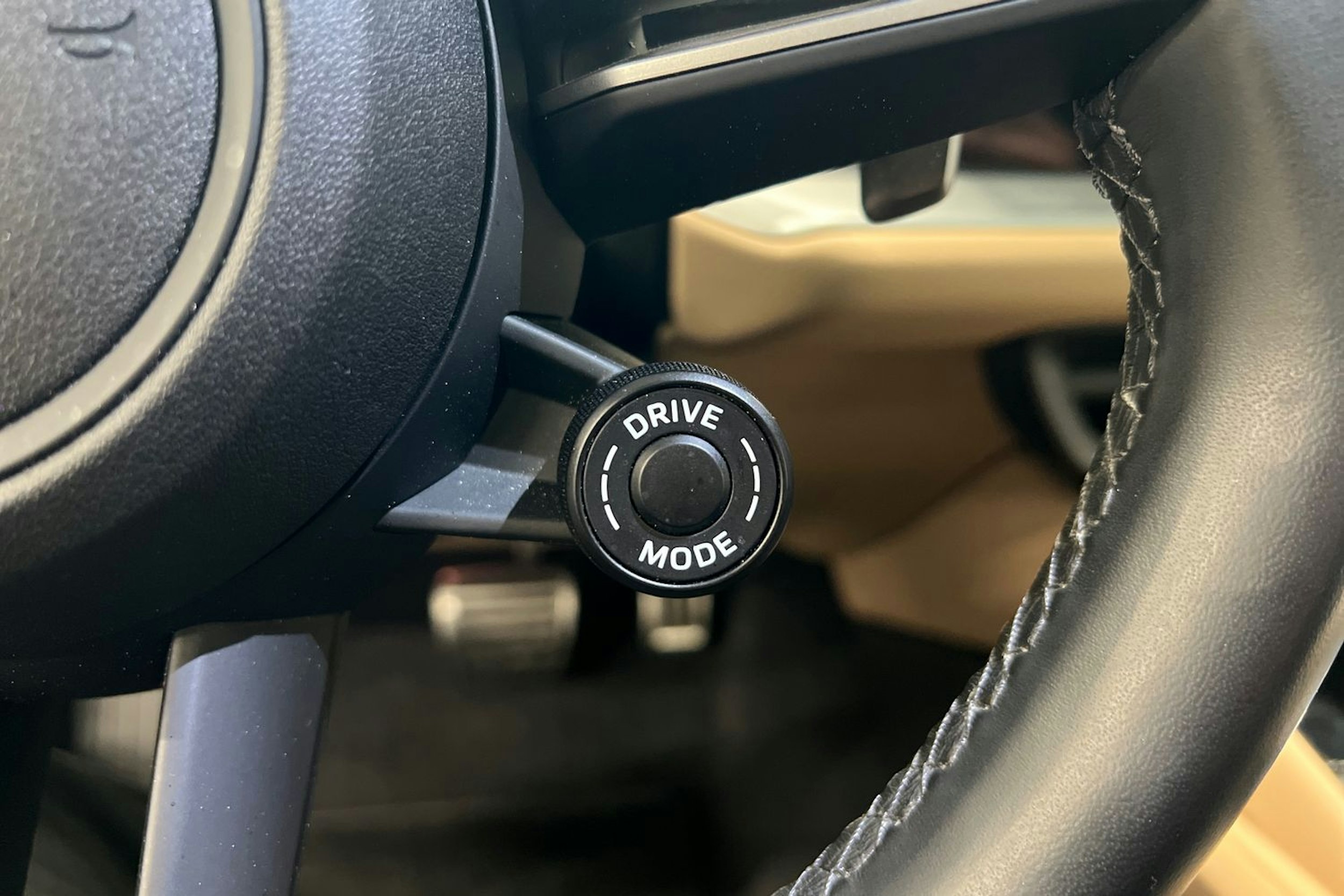 Sininen Porsche Cayenne 2024 kuva 16.