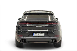 musta Porsche Cayenne 2024 kuva 3.