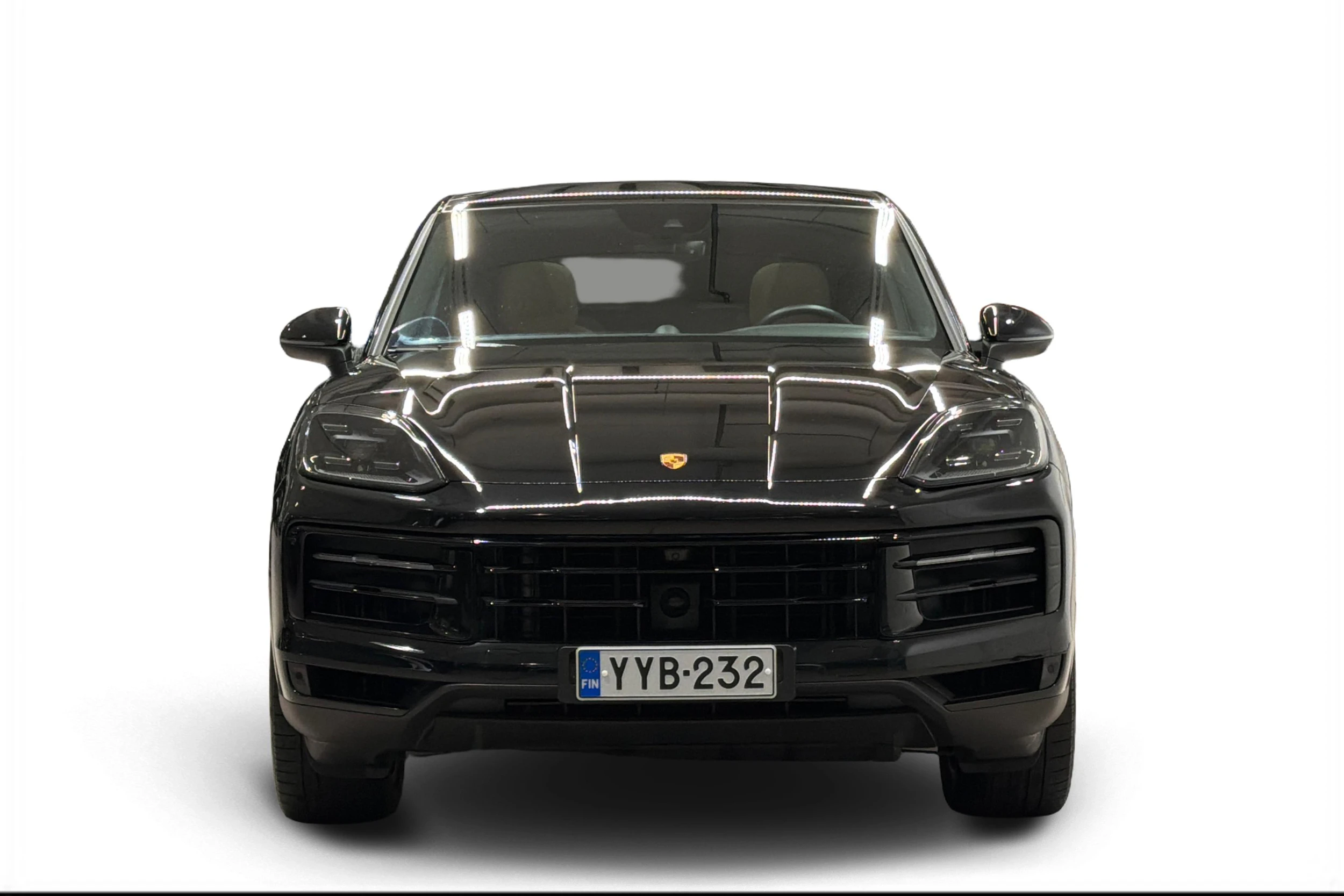 musta Porsche Cayenne 2024 kuva 4.