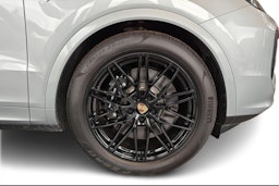 hopea Porsche Cayenne 2024 kuva 9.