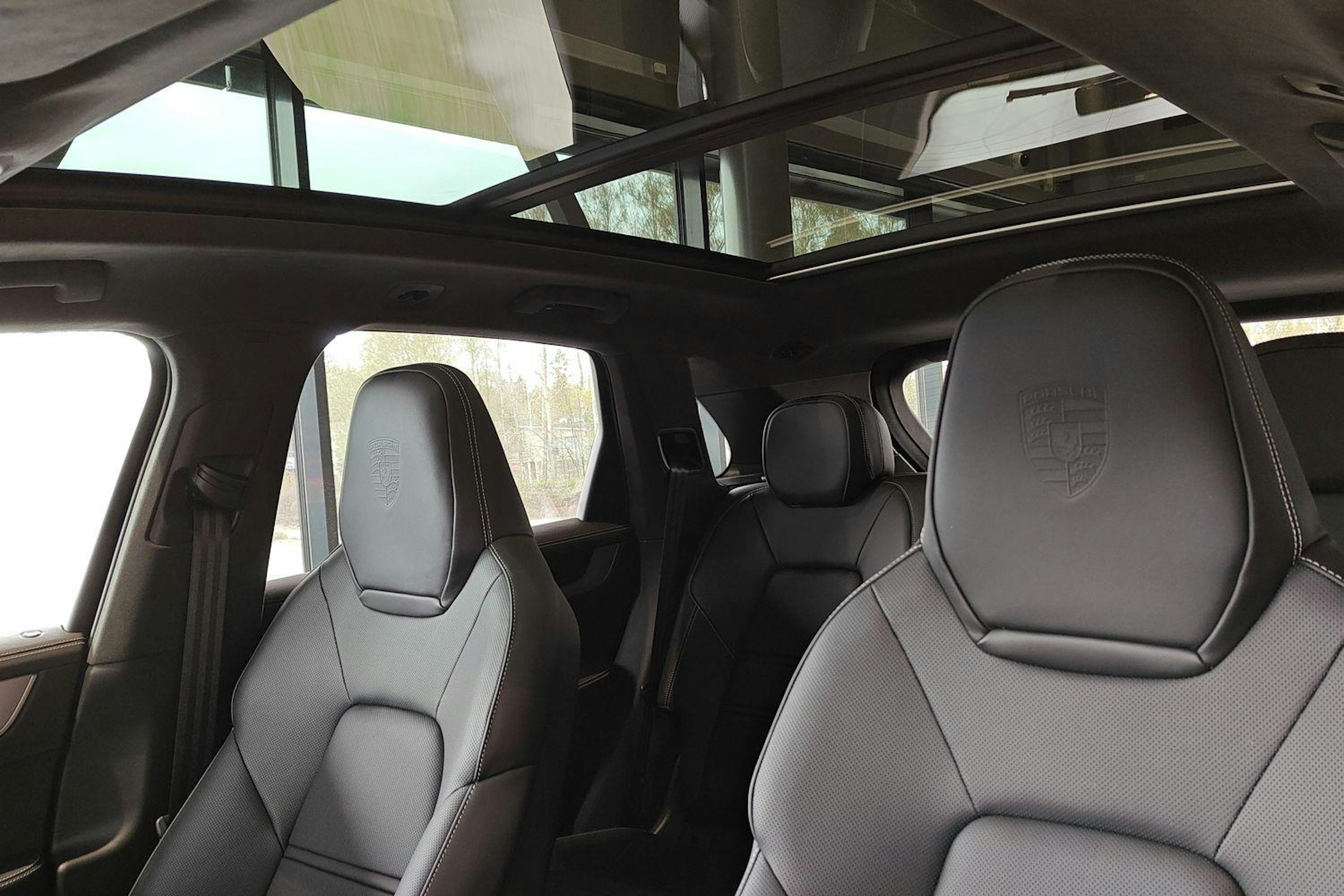 hopea Porsche Cayenne 2024 kuva 14.