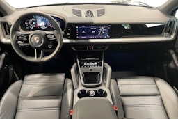 sininen Porsche Cayenne 2025 kuva 7.