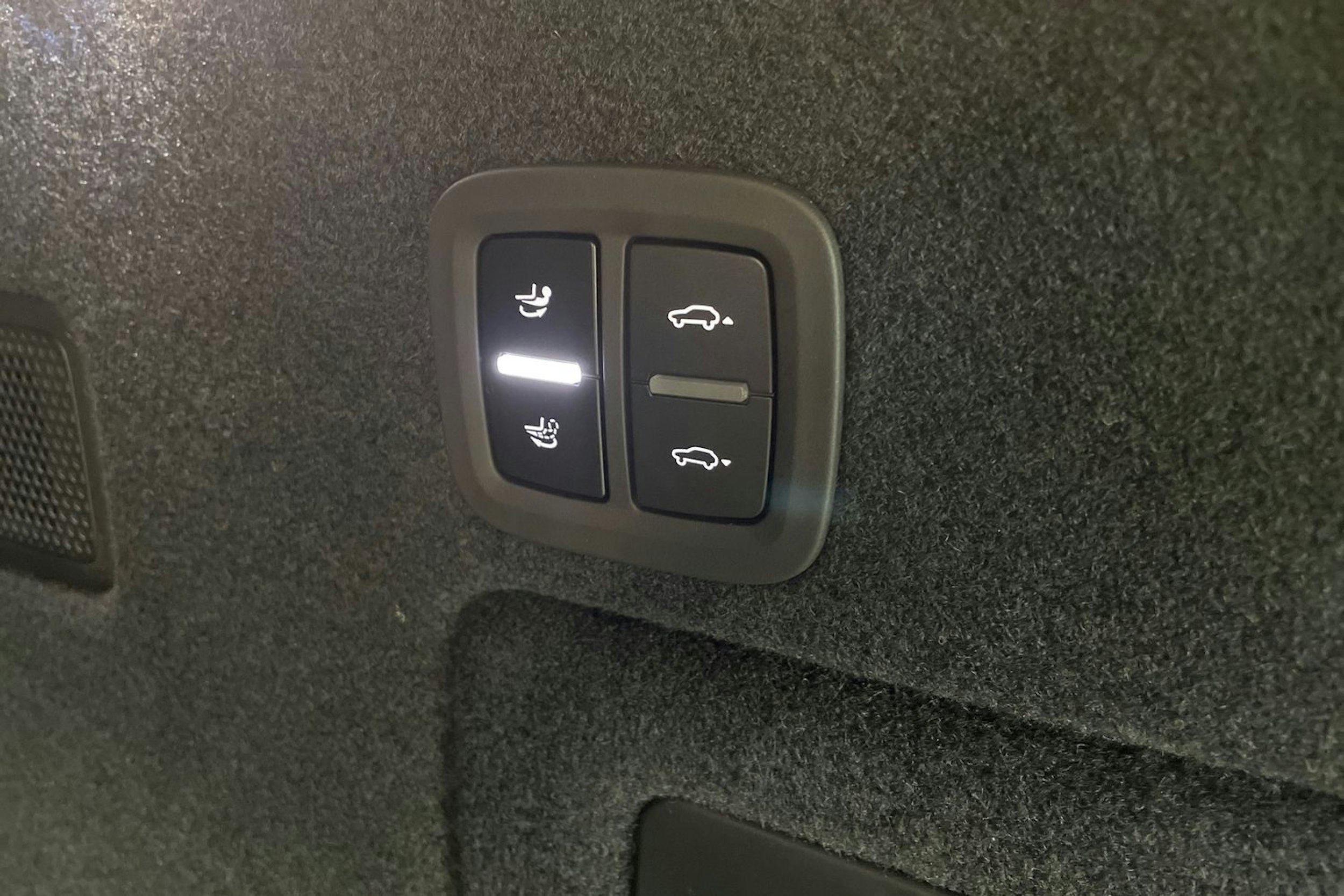 sininen Porsche Cayenne 2025 kuva 21.