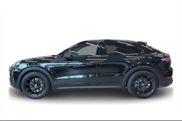 met. Musta Porsche Cayenne 2025 kuva 5.
