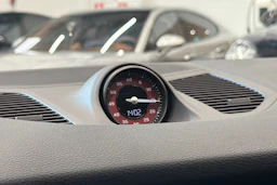 met. Musta Porsche Cayenne 2025 kuva 21.