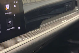 met. Musta Porsche Cayenne 2025 kuva 24.