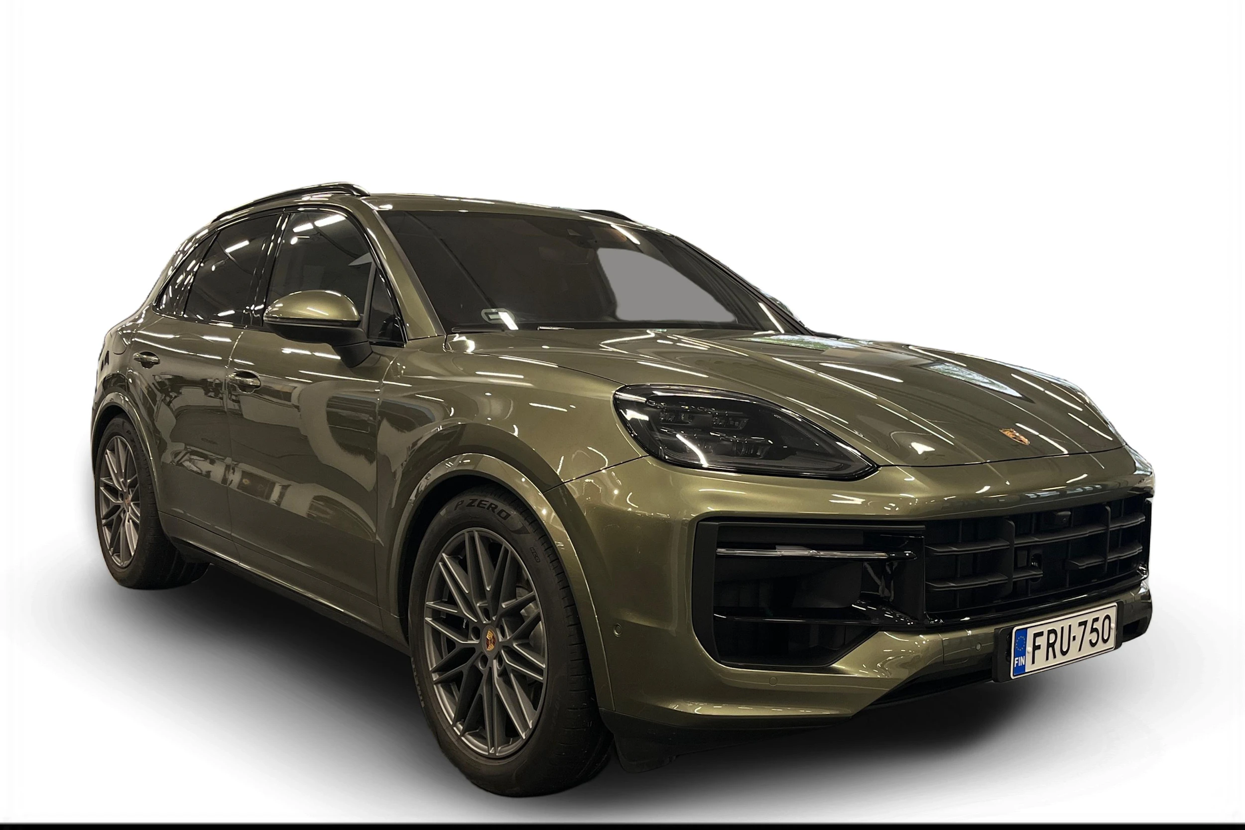 met. vihreä Porsche Cayenne 2025 kuva 1.