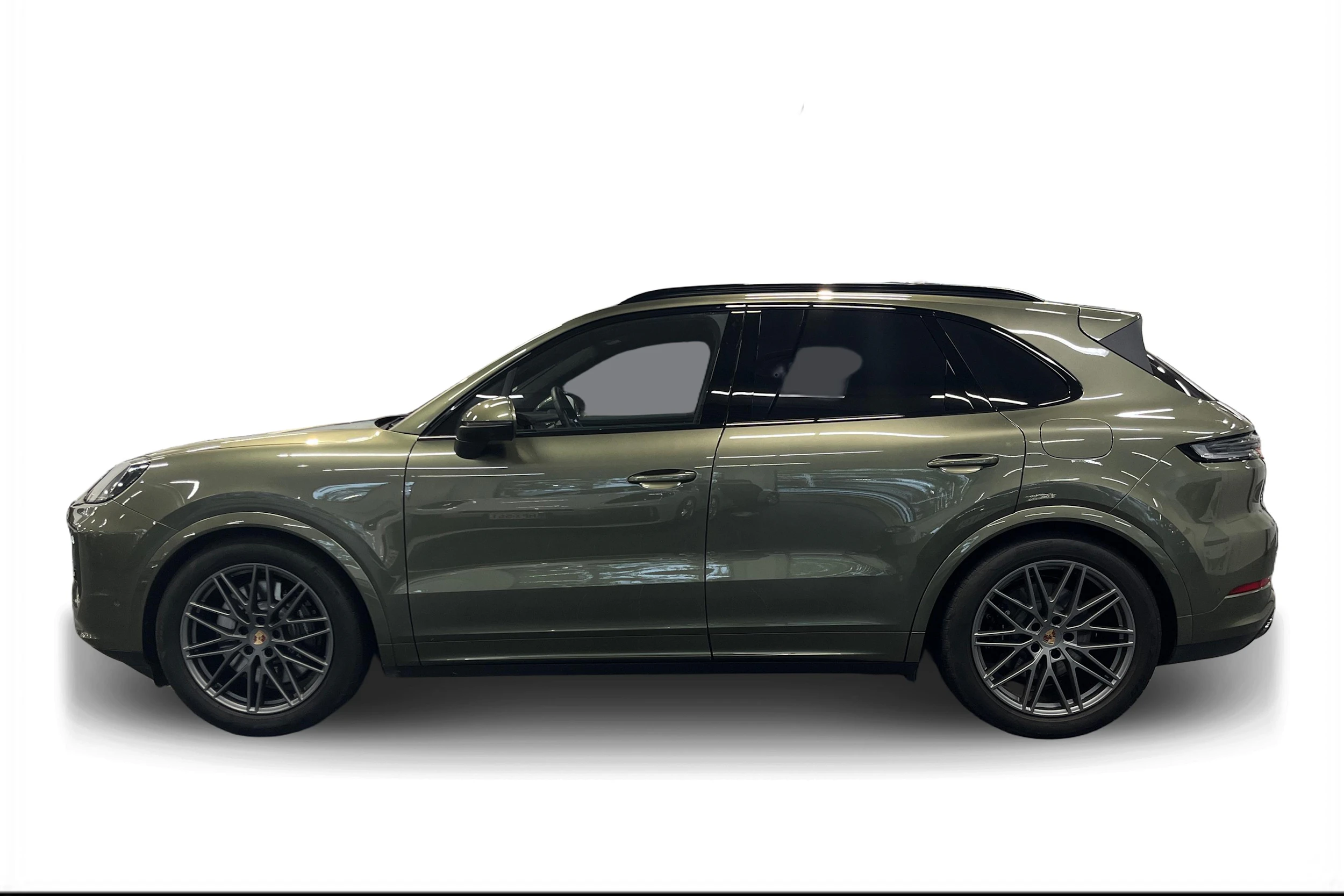 met. vihreä Porsche Cayenne 2025 kuva 5.