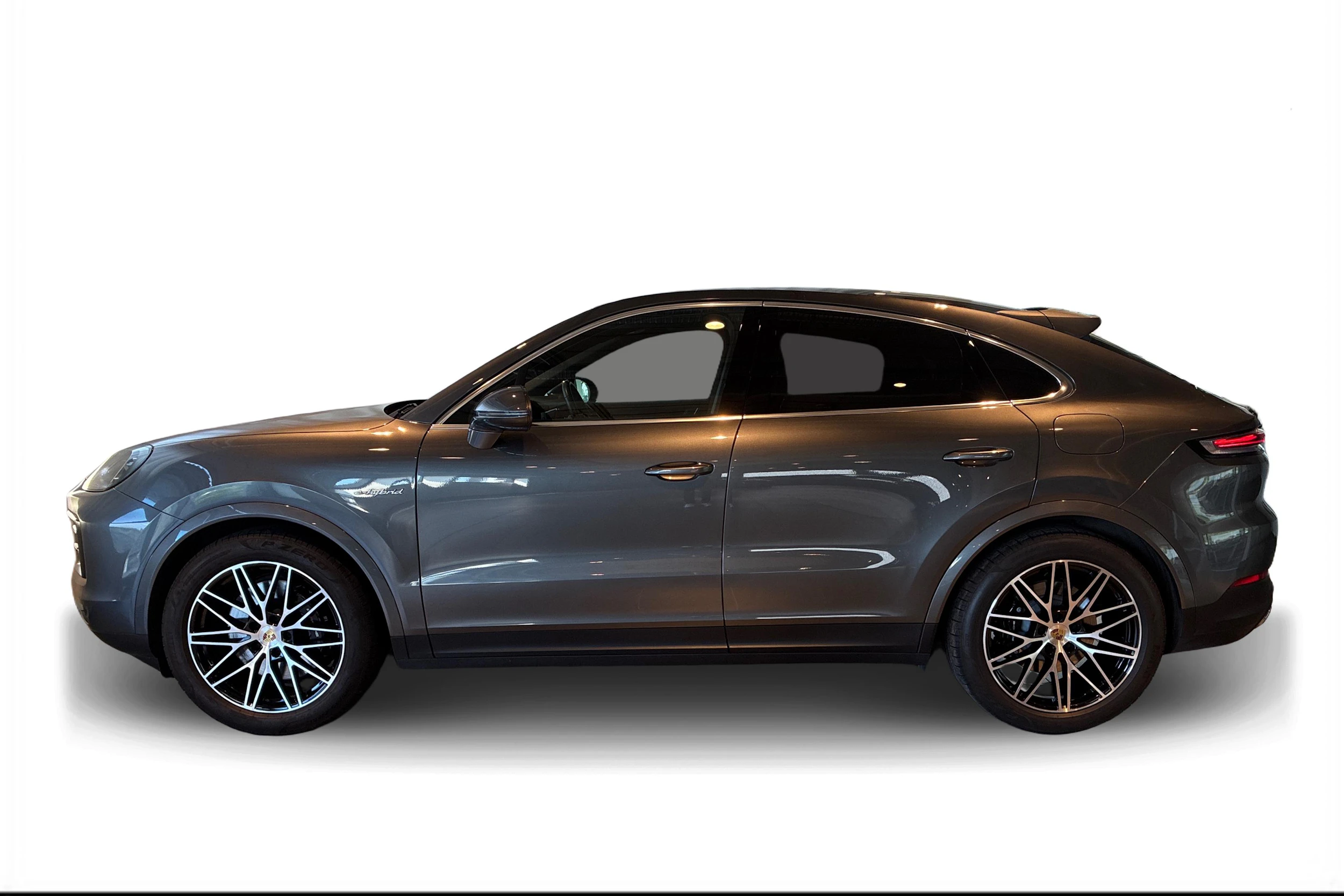 harmaa Porsche Cayenne 2025 kuva 5.