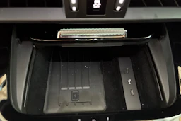 harmaa Porsche Cayenne 2025 kuva 19.