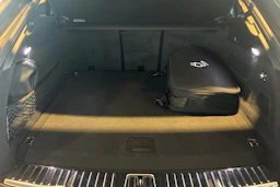 harmaa Porsche Cayenne 2025 kuva 22.