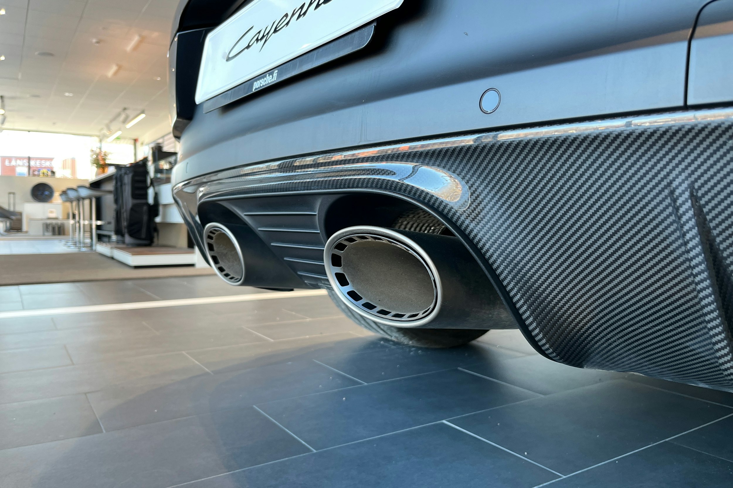 Sininen Porsche Cayenne 2025 kuva 13.