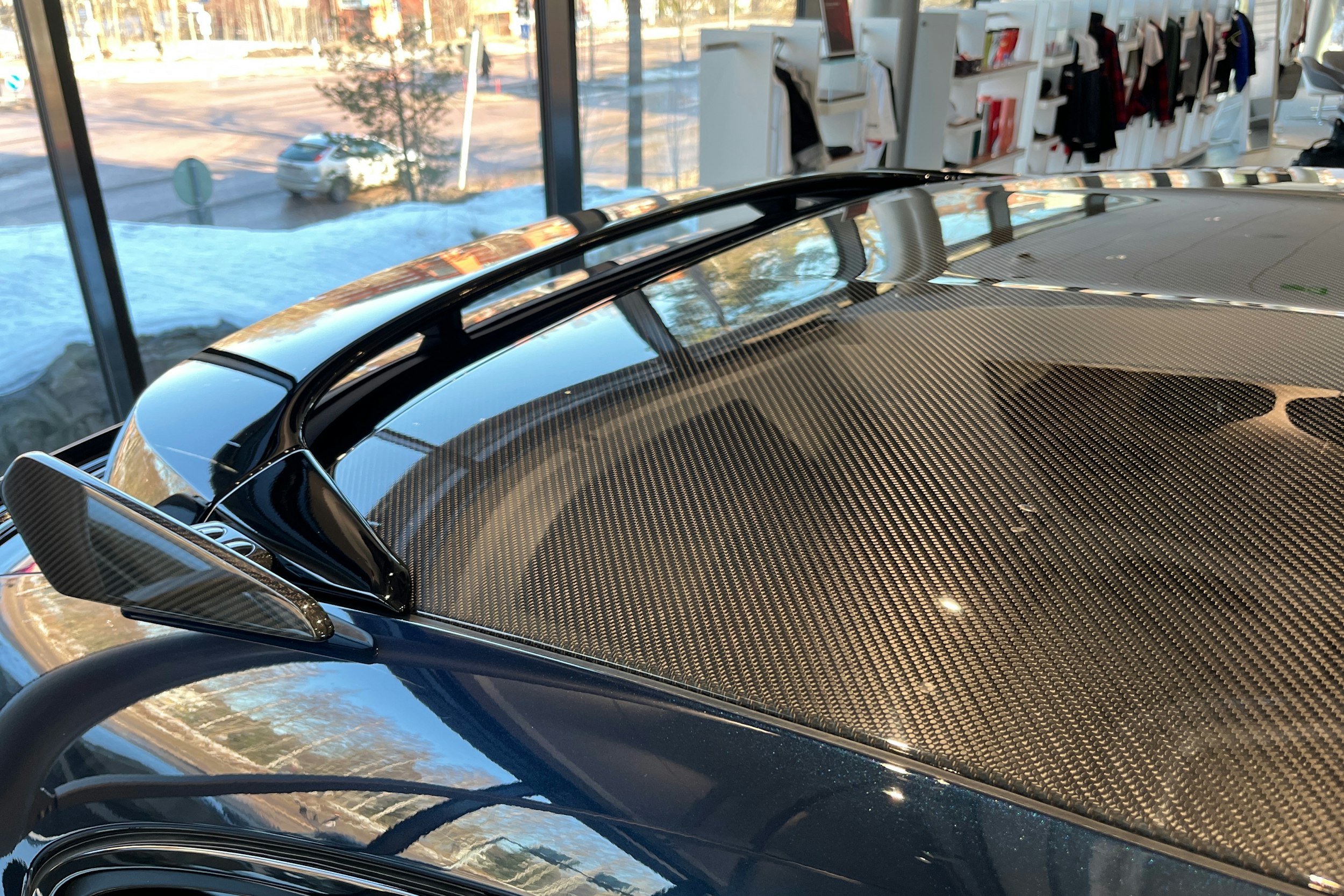 Sininen Porsche Cayenne 2025 kuva 14.