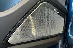 Sininen Porsche Cayenne 2025 kuva 16.