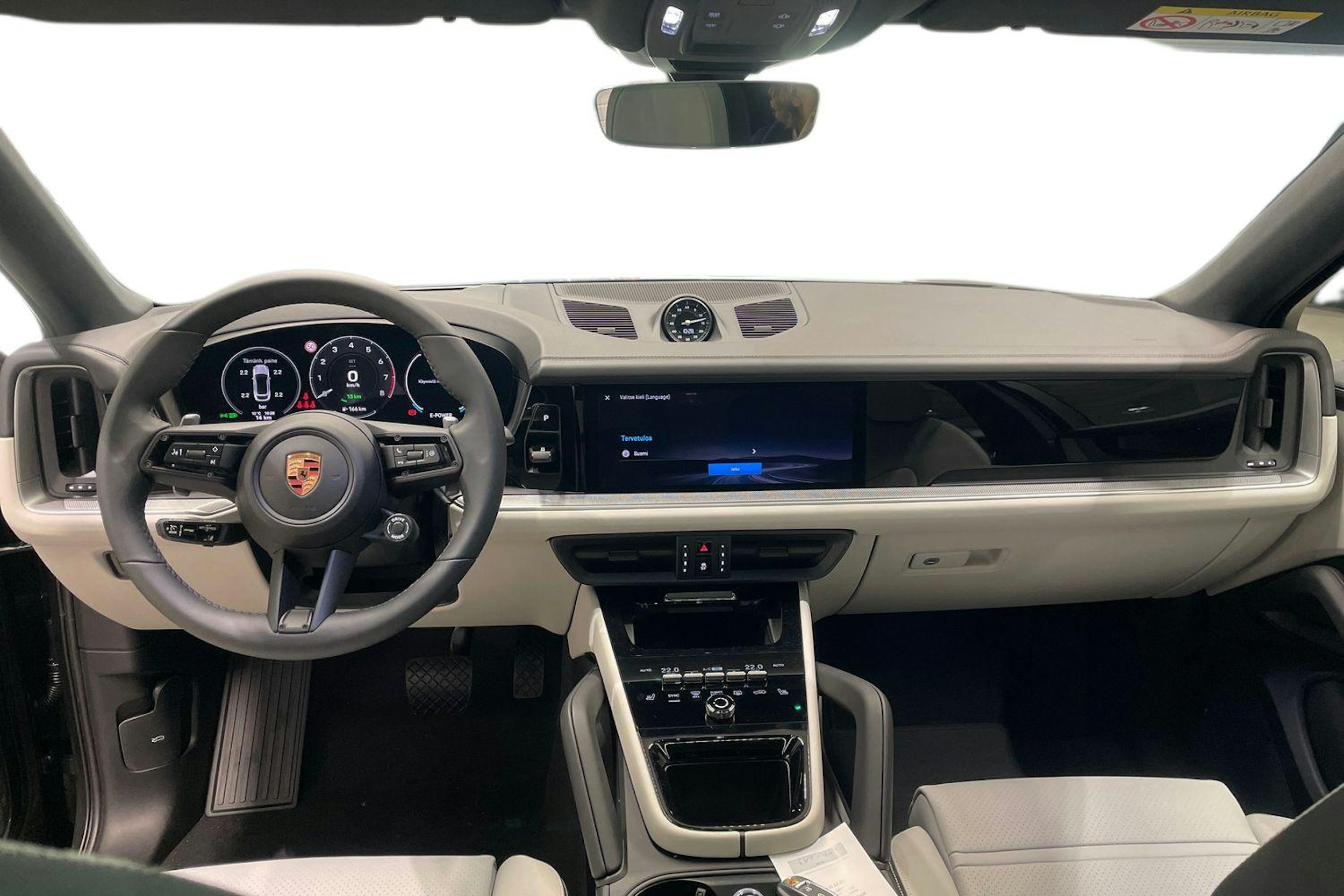 harmaa Porsche Cayenne 2025 kuva 7.