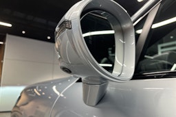 harmaa Porsche Cayenne 2025 kuva 10.