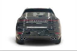 musta Porsche Cayenne 2025 kuva 3.