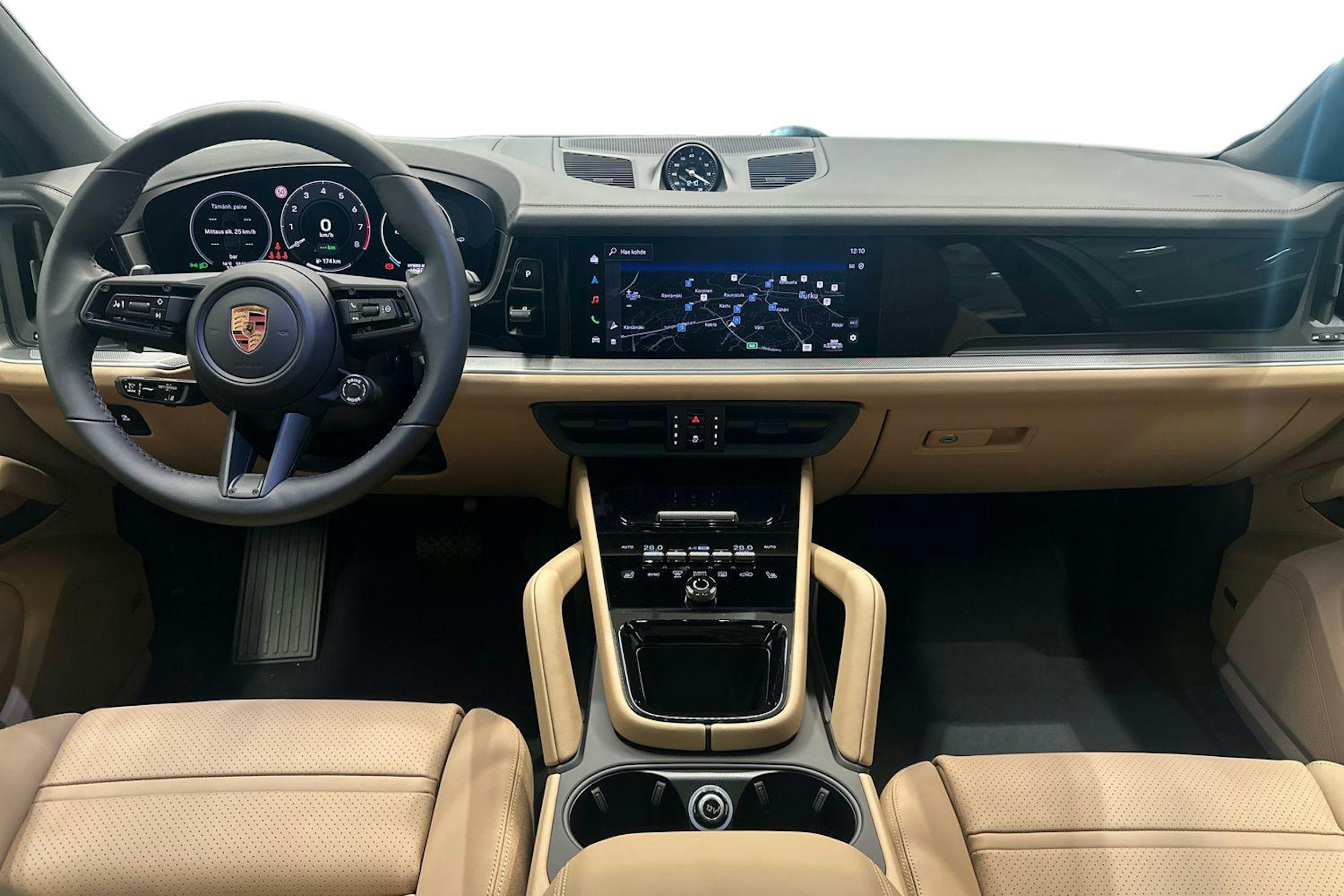 musta Porsche Cayenne 2025 kuva 7.