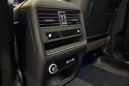 ruskea (beige) Porsche Cayenne 2025 kuva 17.
