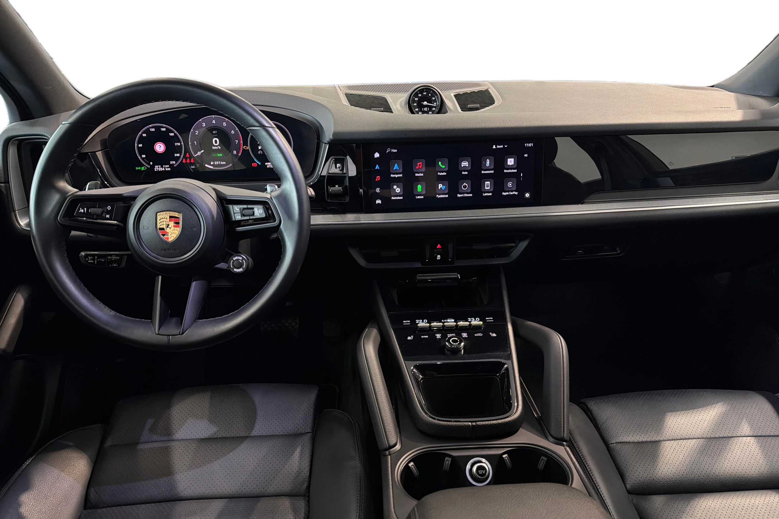 Valkoinen Porsche Cayenne 2025 kuva 7.