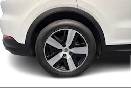Valkoinen Porsche Cayenne 2025 kuva 9.