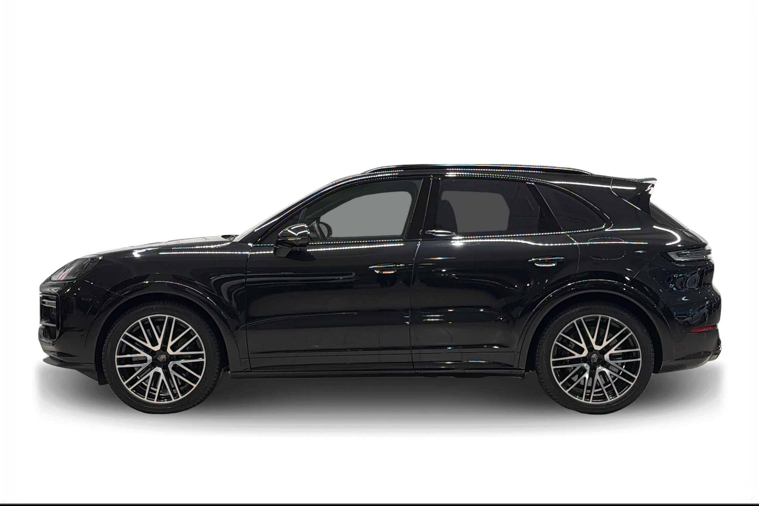 musta Porsche Cayenne 2025 kuva 5.
