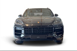 musta Porsche Cayenne 2026 kuva 4.