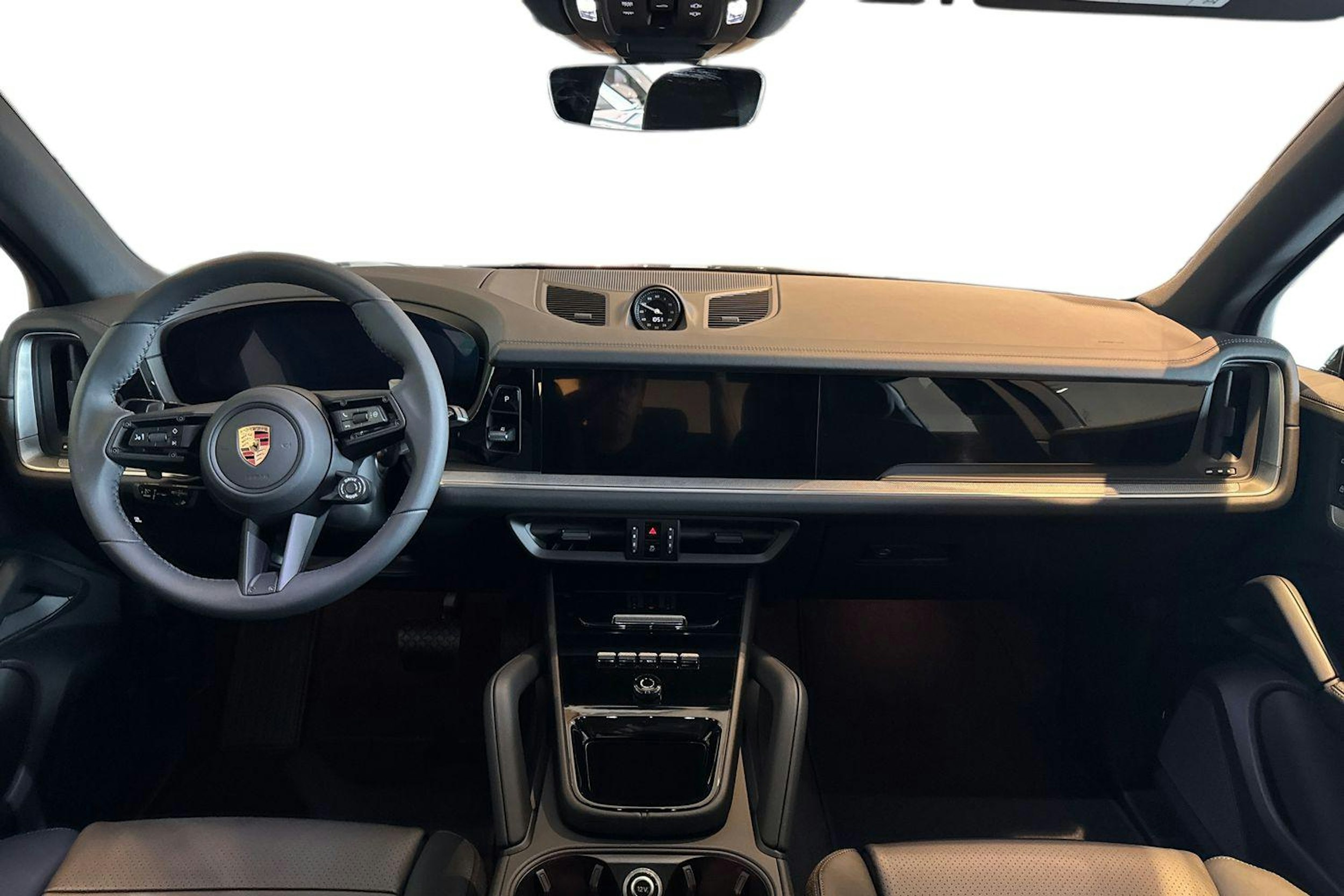 musta Porsche Cayenne 2026 kuva 7.