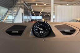 musta Porsche Cayenne 2026 kuva 14.