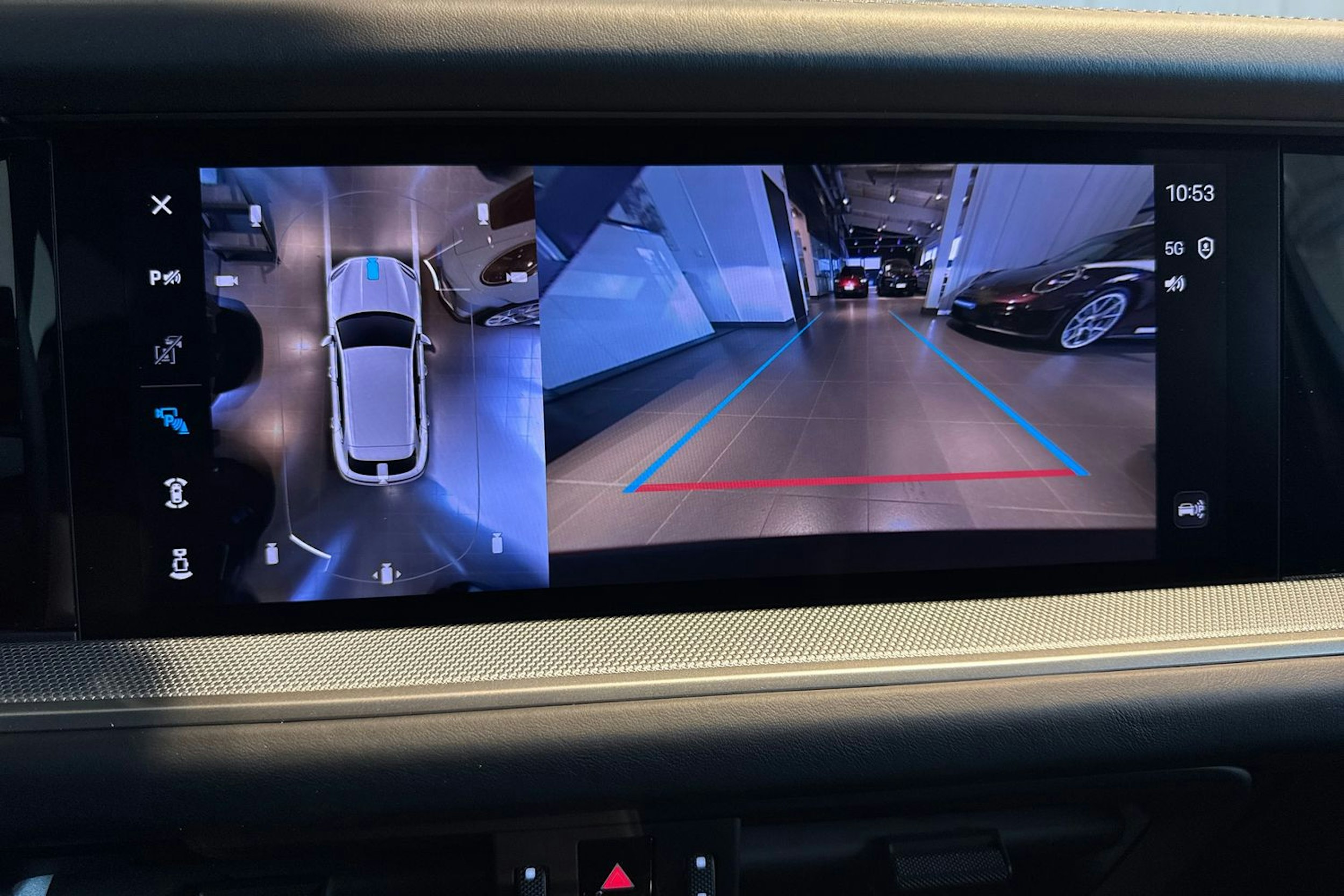 musta Porsche Cayenne 2026 kuva 15.