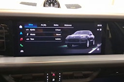 musta Porsche Cayenne 2026 kuva 18.