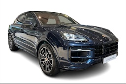 sininen Porsche Cayenne 2026 kuva 1.