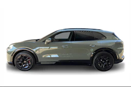 vihreä Porsche Cayenne 2026 kuva 5.