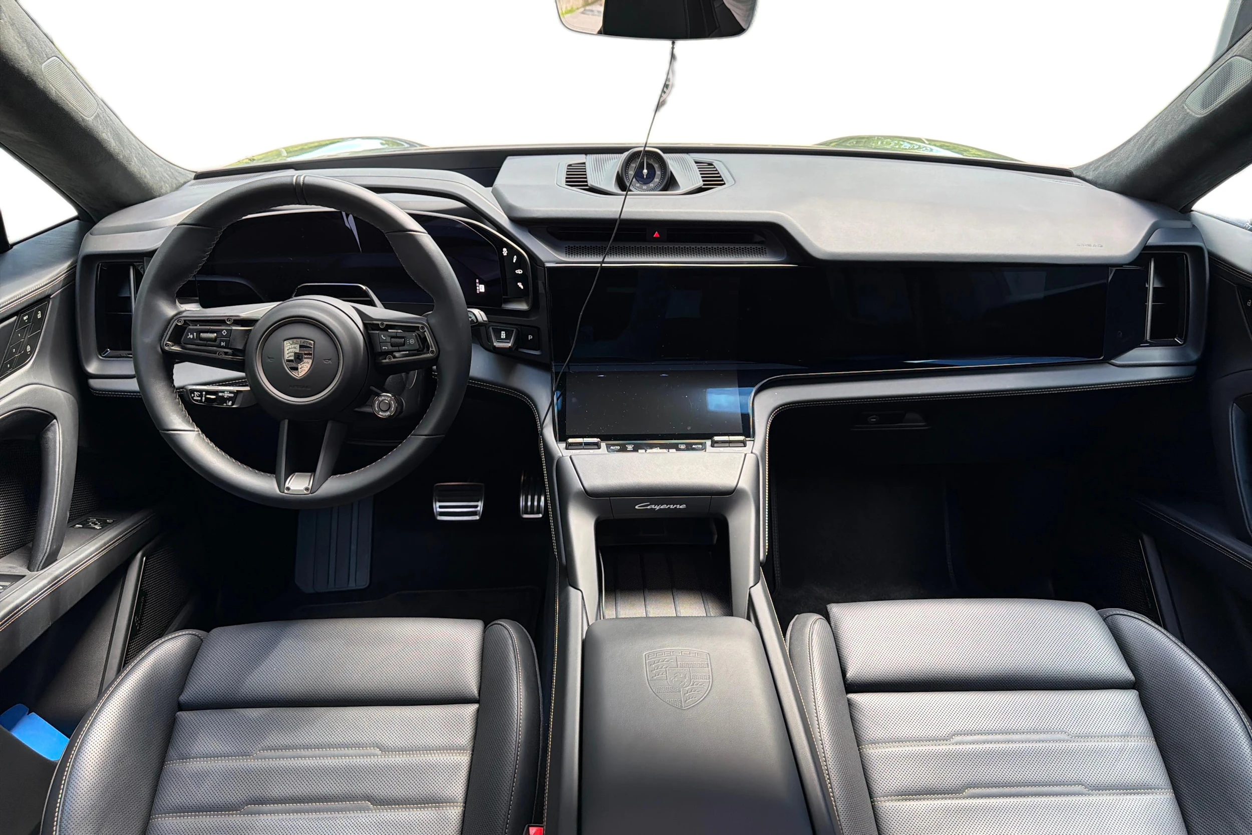 vihreä Porsche Cayenne 2026 kuva 7.