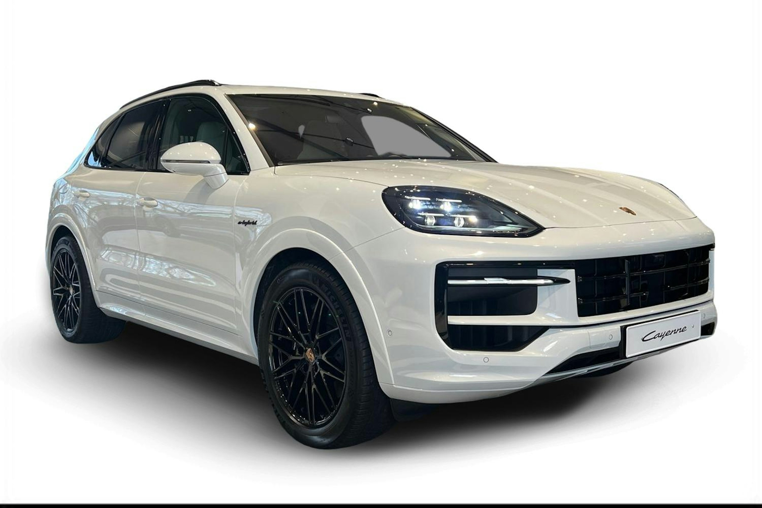 valkoinen Porsche Cayenne 2026 kuva 1.