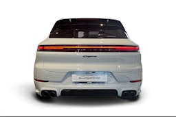 valkoinen Porsche Cayenne 2026 kuva 3.