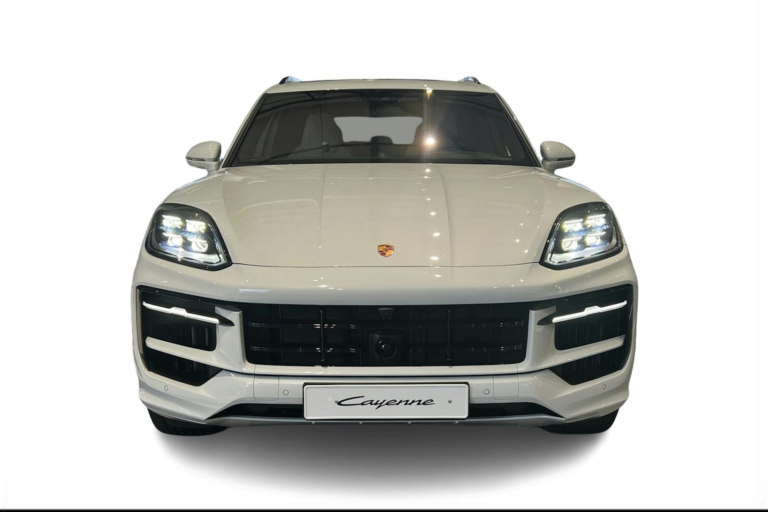 valkoinen Porsche Cayenne 2026 kuva 4.