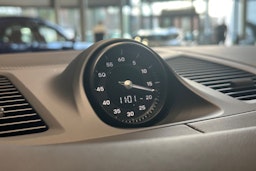 valkoinen Porsche Cayenne 2026 kuva 14.