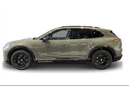 vihreä Porsche Cayenne 2026 kuva 5.