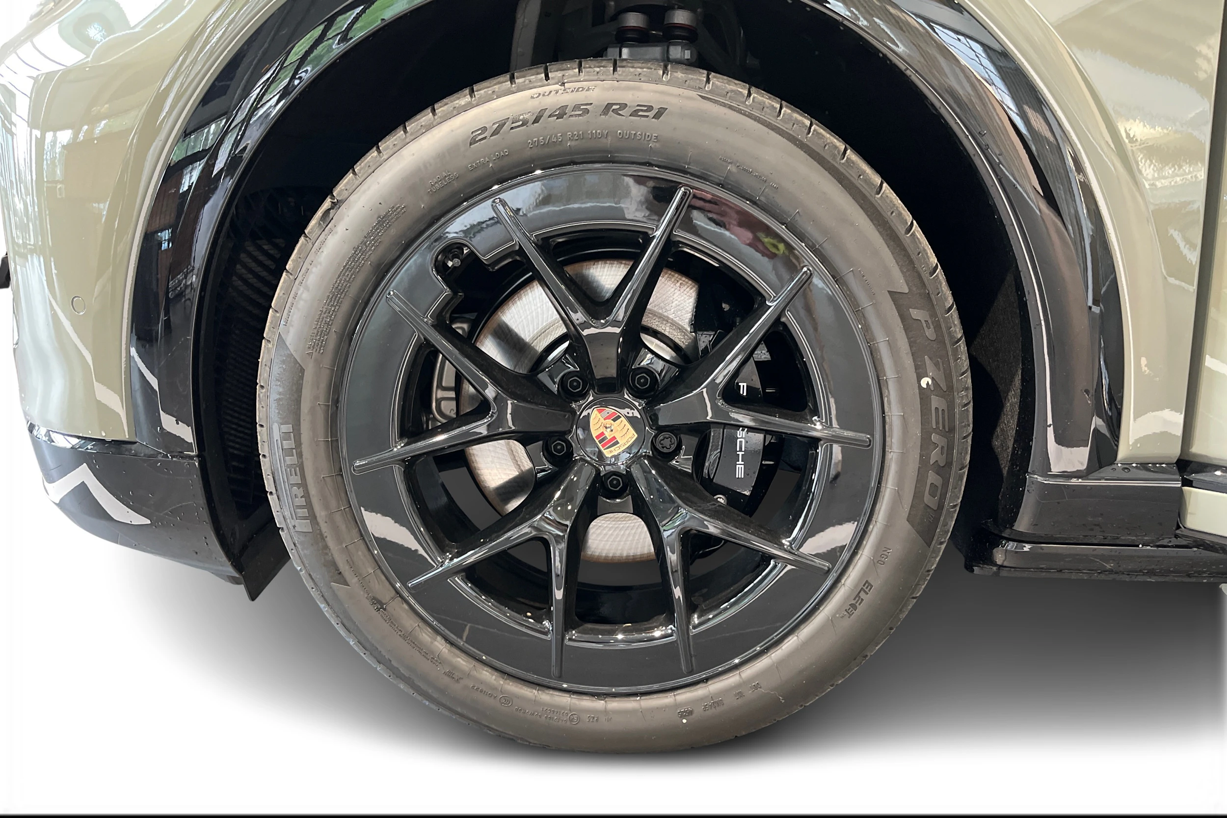 vihreä Porsche Cayenne 2026 kuva 9.