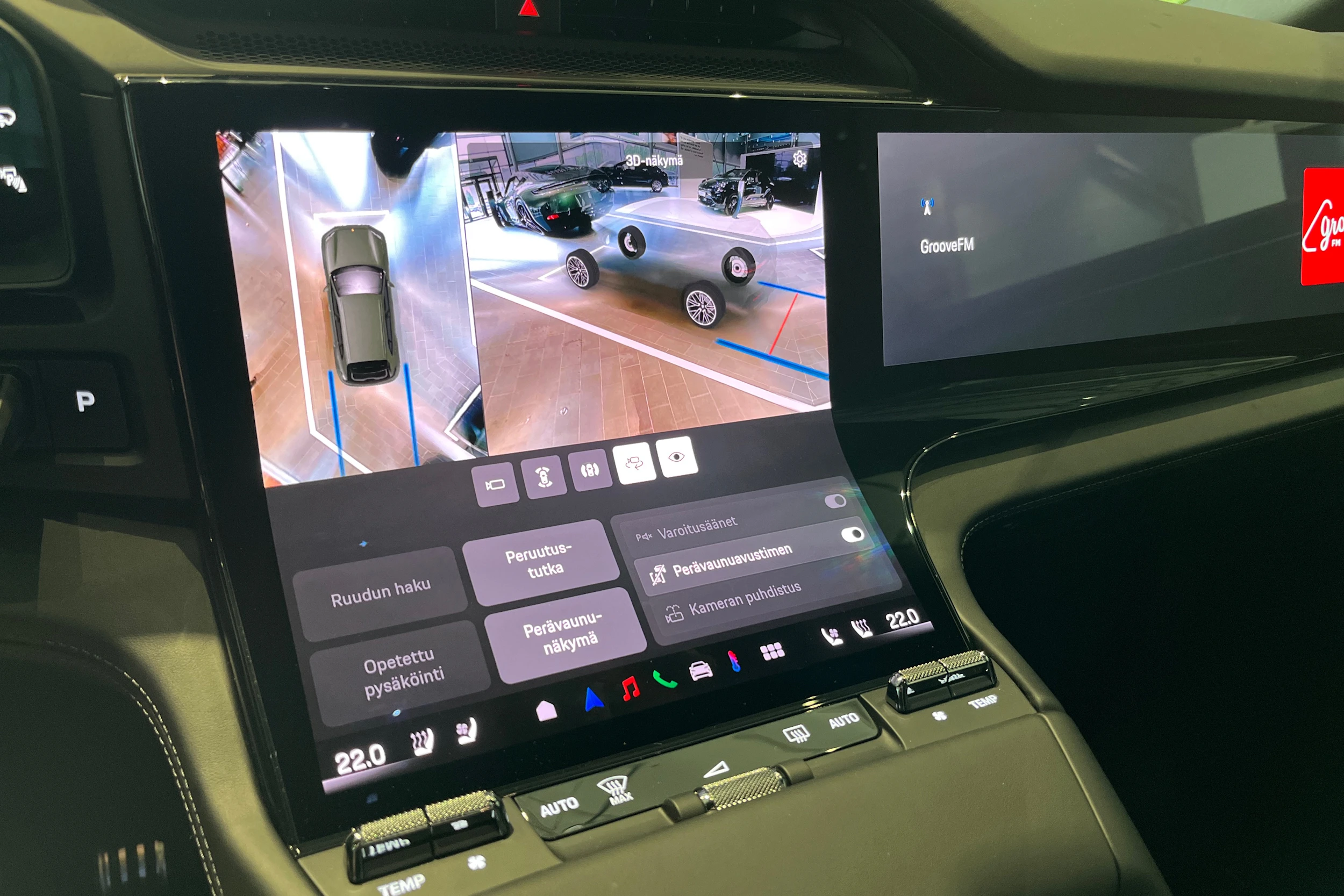 vihreä Porsche Cayenne 2026 kuva 16.