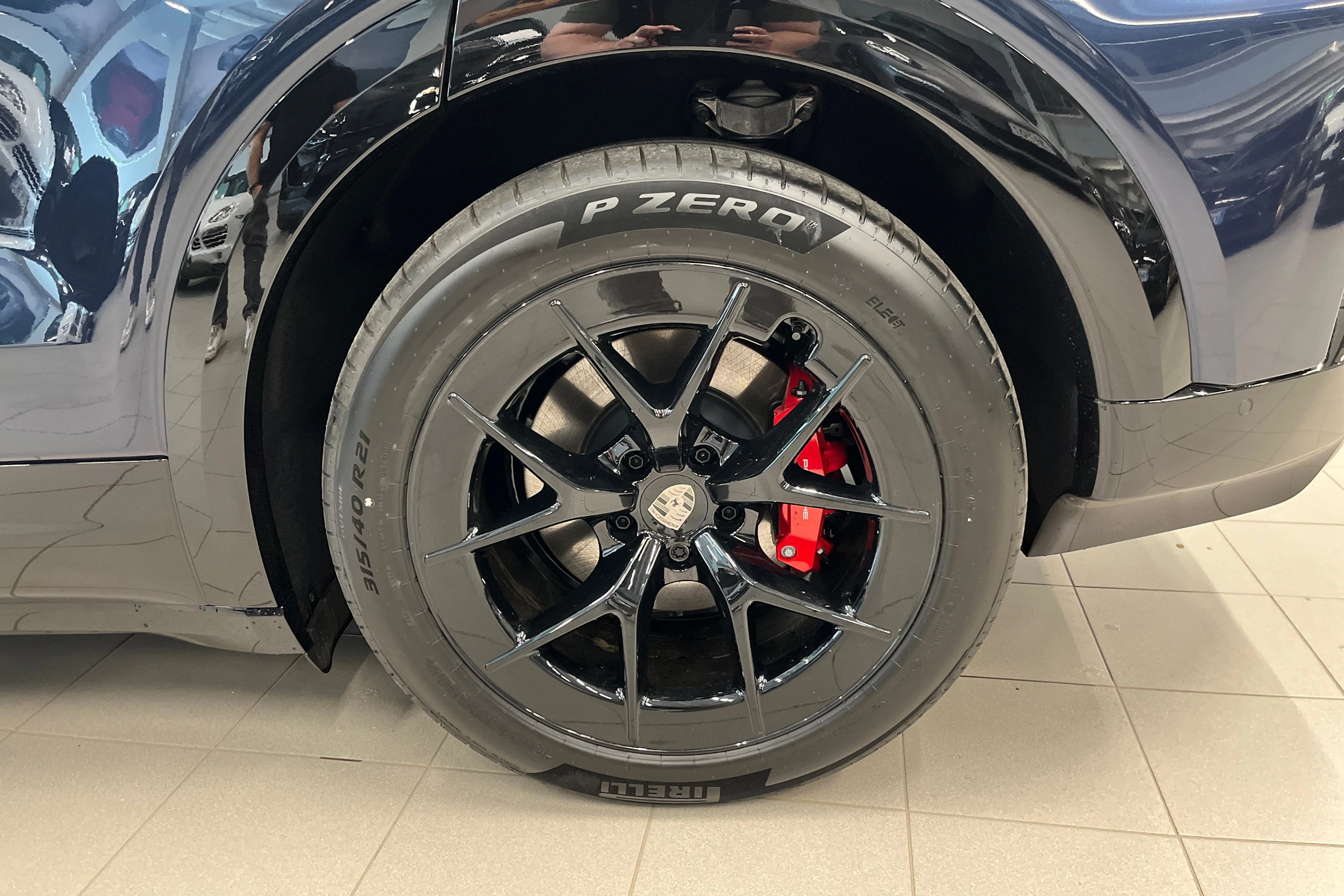 met. sininen Porsche Cayenne 2026 kuva 10.
