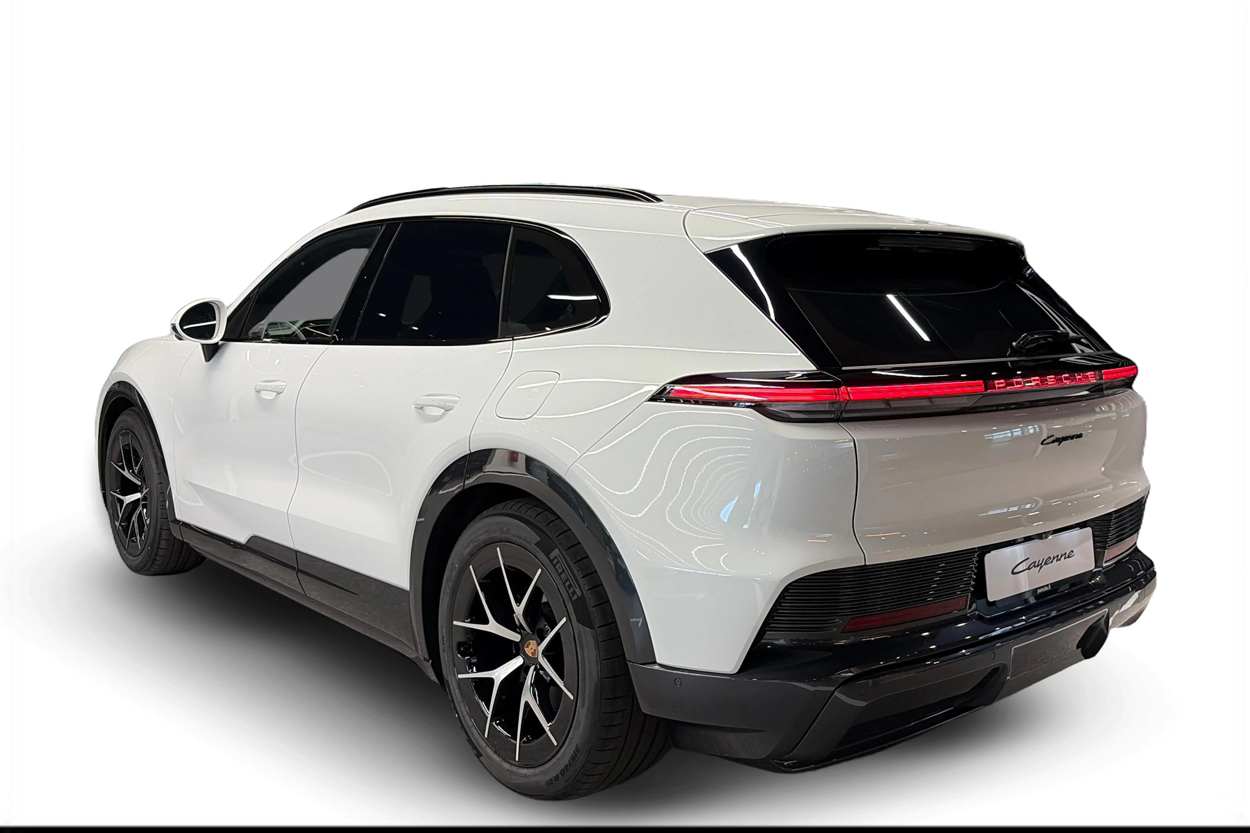 valkoinen Porsche Cayenne 2026 kuva 2.