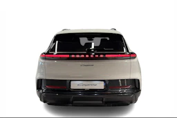 valkoinen Porsche Cayenne 2026 kuva 3.